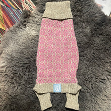 Indlæs billede til gallerivisning Den ikoniske sweater med ben, tæve